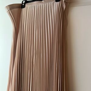BRAND NEW Urban Modesty Satin Pleated Champagne Skirt